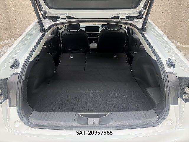 Toyota PRIUS PHV 2023-05 8745404-6