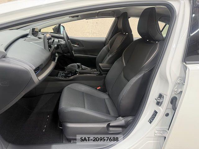Toyota PRIUS PHV 2023-05 8745404-8