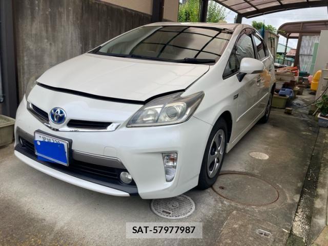 Toyota PRIUS PHV 2012-10 8745410-3