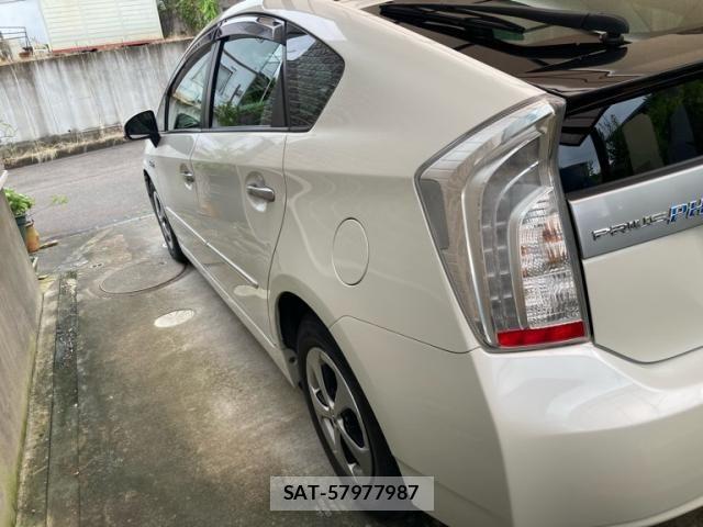 Toyota PRIUS PHV 2012-10 8745410-5