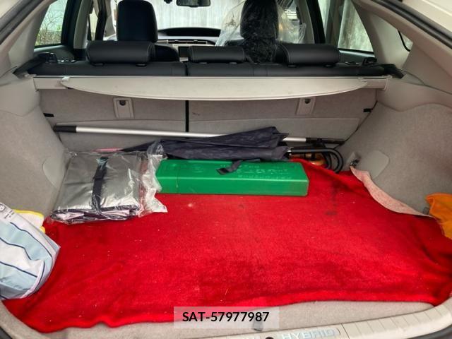 Toyota PRIUS PHV 2012-10 8745410-7