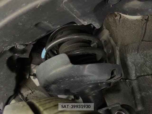 Toyota PRIUS PHV 2023-10 8781735-19