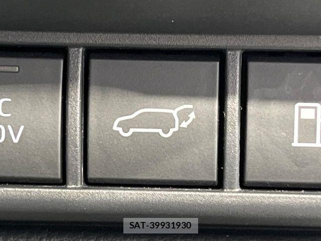 Toyota PRIUS PHV 2023-10 8781735-6