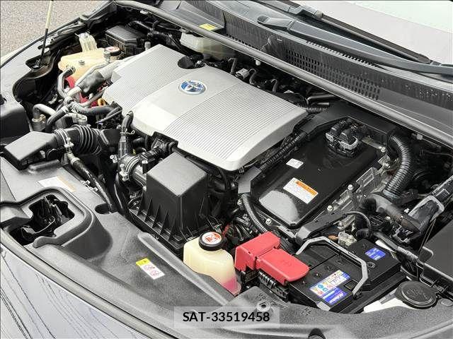 Toyota PRIUS PHV 2017-02 8781737-19