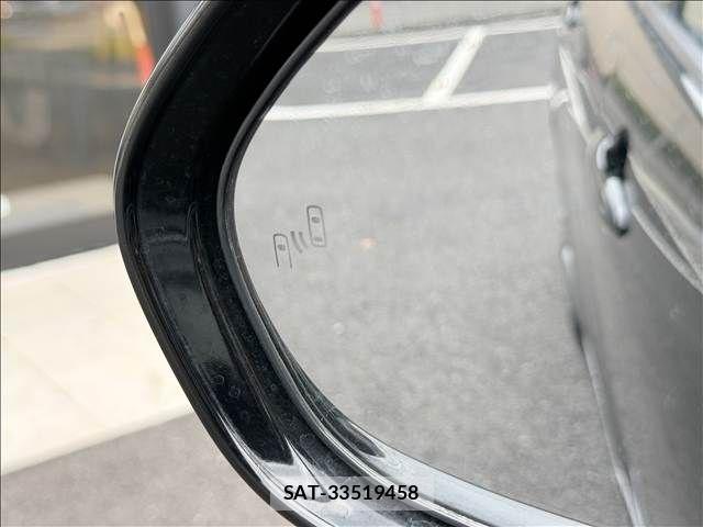 Toyota PRIUS PHV 2017-02 8781737-27