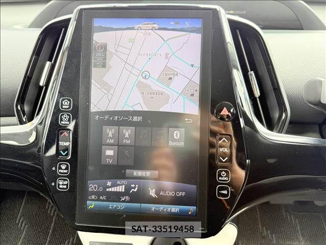 Toyota PRIUS PHV 2017-02 8781737-2
