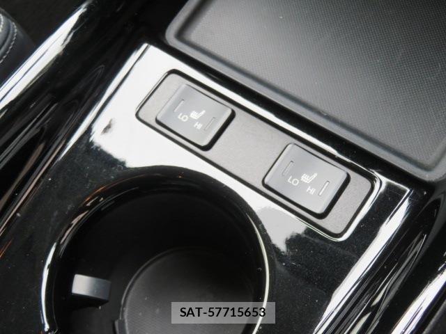 Toyota PRIUS PHV 2022-05 8797226-17