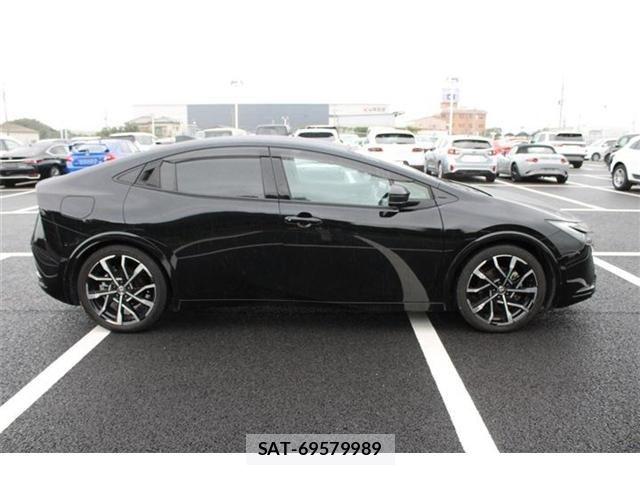 Toyota PRIUS PHV 2025-06 8797224-9