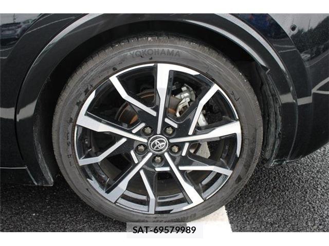 Toyota PRIUS PHV 2025-06 8797224-16