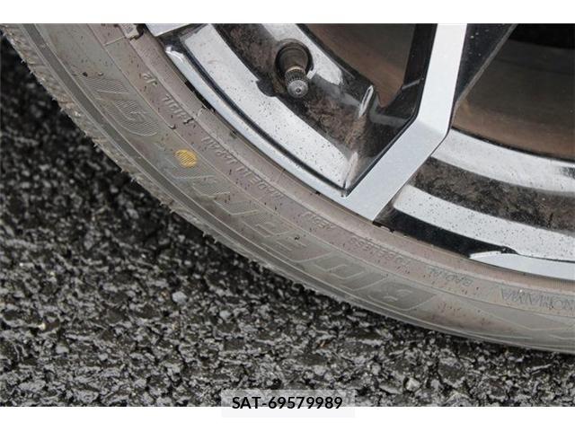 Toyota PRIUS PHV 2025-06 8797224-20