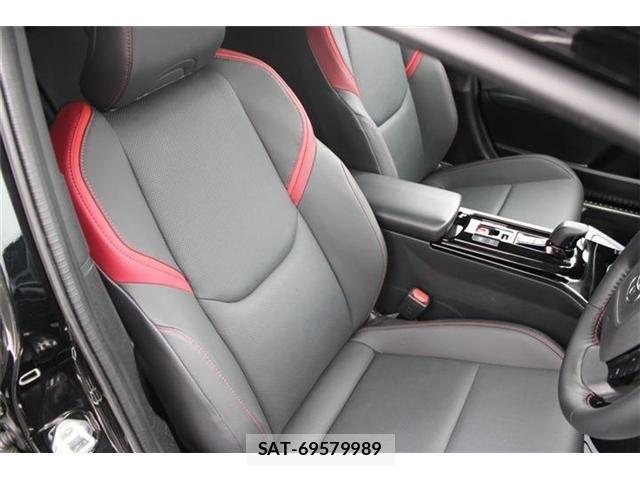 Toyota PRIUS PHV 2025-06 8797224-28