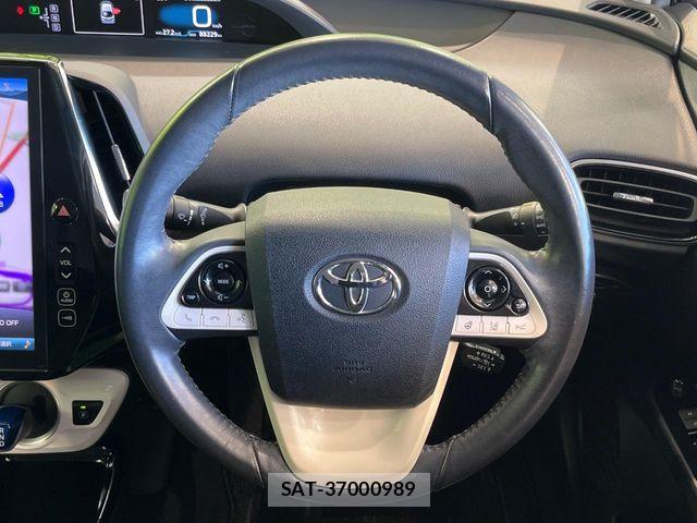 Toyota PRIUS PHV 2017-07 8797229-10