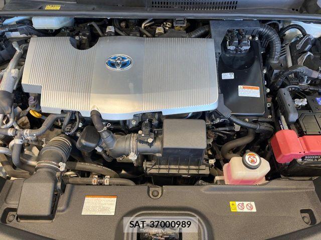 Toyota PRIUS PHV 2017-07 8797229-17