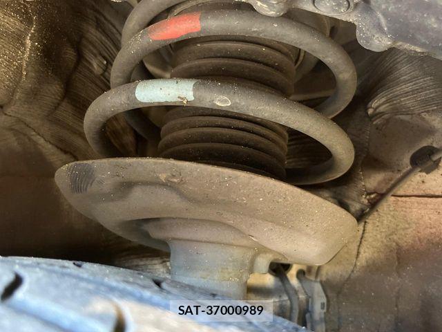 Toyota PRIUS PHV 2017-07 8797229-19
