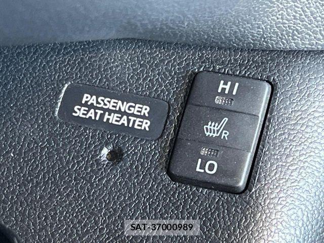 Toyota PRIUS PHV 2017-07 8797229-6