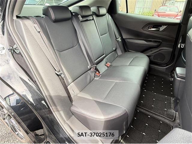 Toyota PRIUS PHV 2023-10 8797225-15