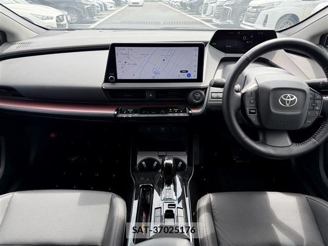 Toyota PRIUS PHV 2023-10 8797225-16