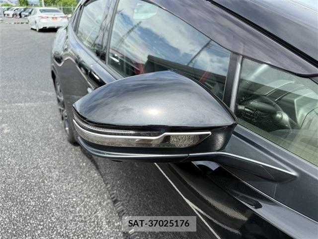 Toyota PRIUS PHV 2023-10 8797225-28