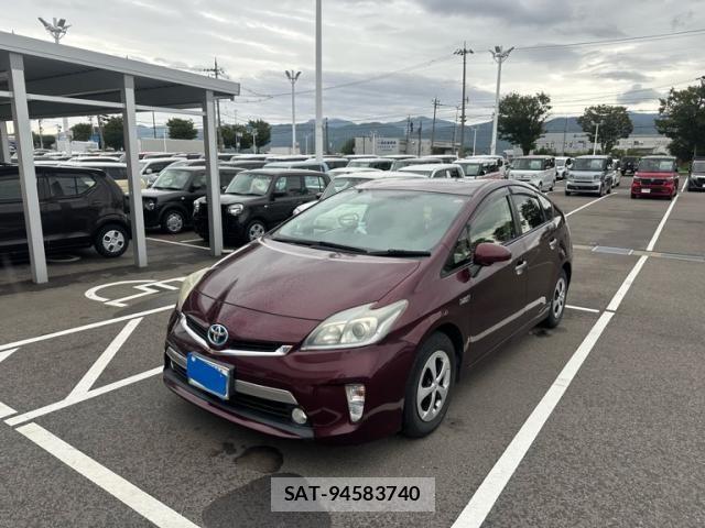 Toyota PRIUS PHV 2013-02 8797231-0