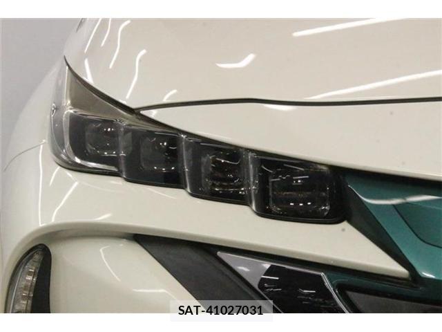 Toyota PRIUS PHV 2017-09 8797228-13