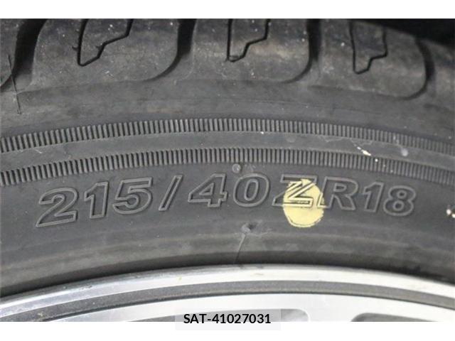 Toyota PRIUS PHV 2017-09 8797228-23