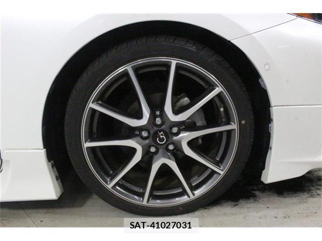 Toyota PRIUS PHV 2017-09 8797228-24