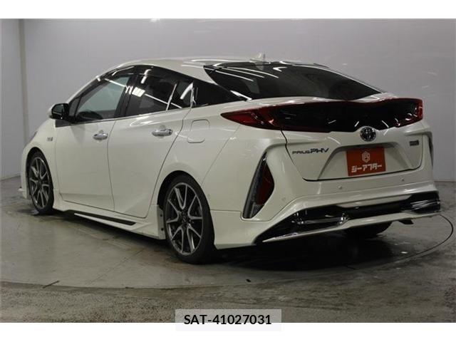 Toyota PRIUS PHV 2017-09 8797228-8