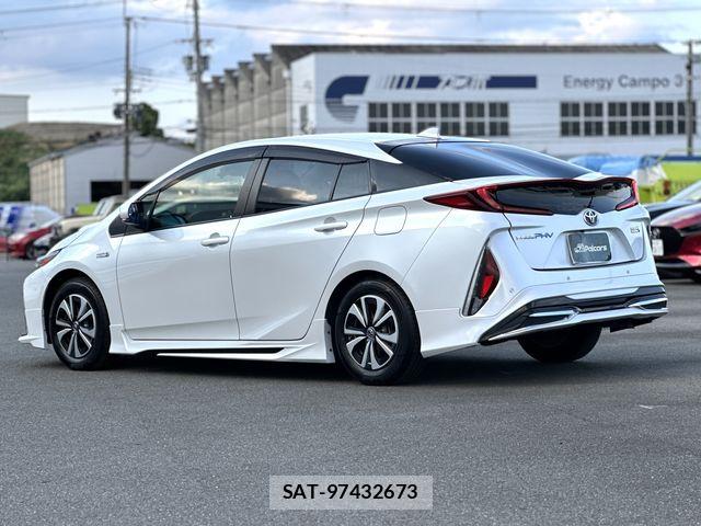 Toyota PRIUS PHV 2020-09 8797227-26
