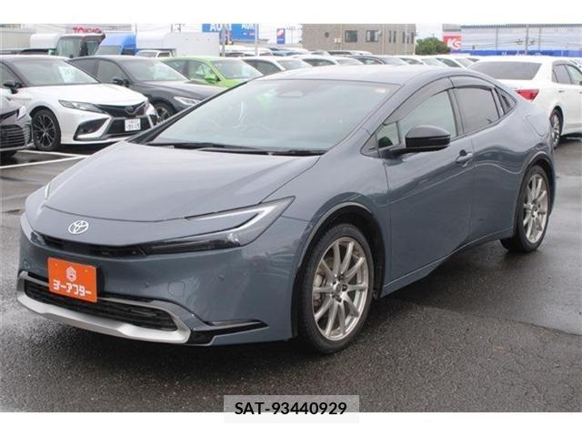 Toyota PRIUS PHV 2024-04 8831212-14