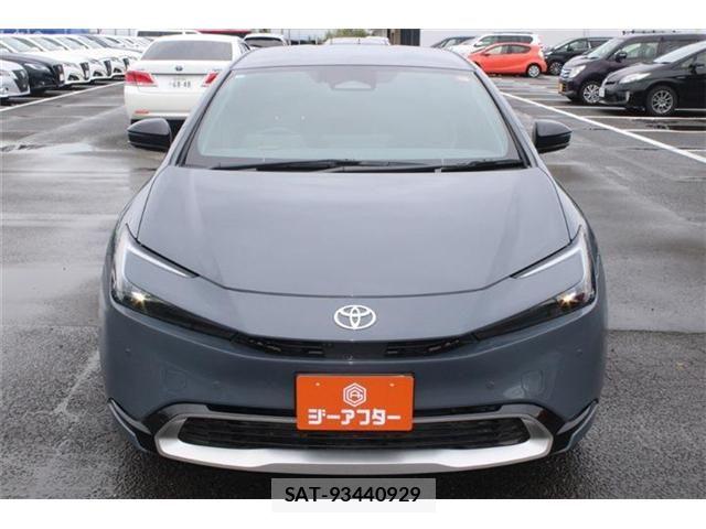 Toyota PRIUS PHV 2024-04 8831212-7