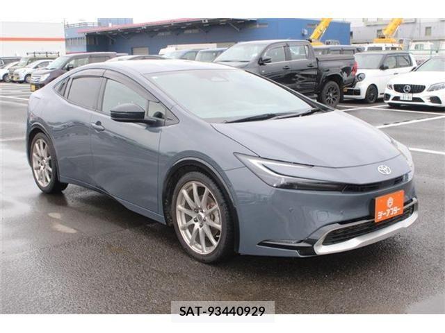Toyota PRIUS PHV 2024-04 8831212-8