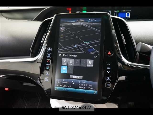Toyota PRIUS PHV 2017-05 8831213-10