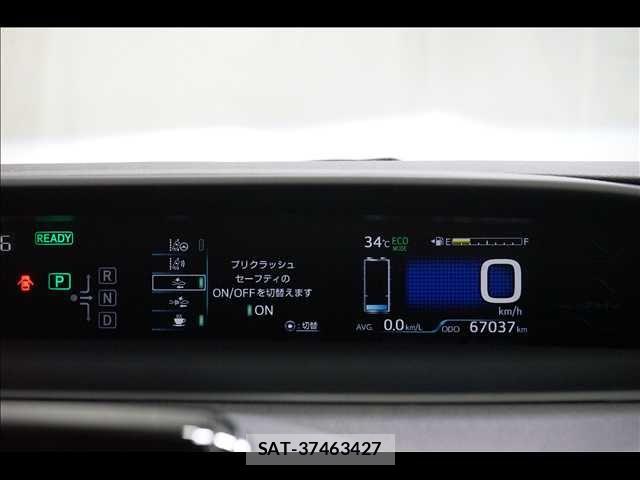 Toyota PRIUS PHV 2017-05 8831213-4