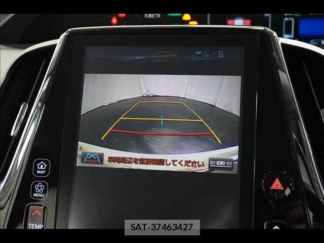 Toyota PRIUS PHV 2017-05 8831213-6