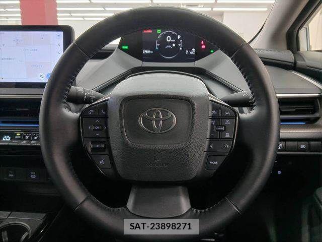 Toyota PRIUS PHV 2024-03 8831210-9