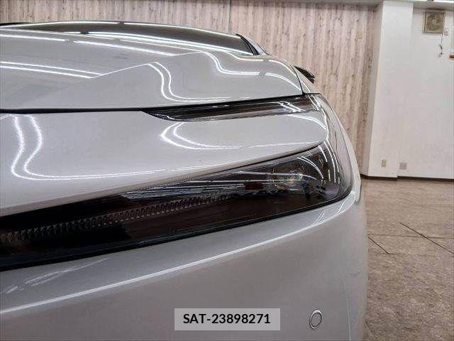 Toyota PRIUS PHV 2024-03 8831210-20