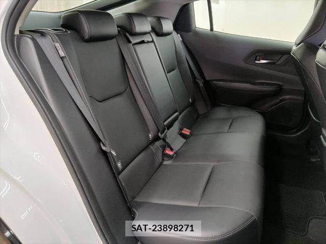 Toyota PRIUS PHV 2024-03 8831210-7