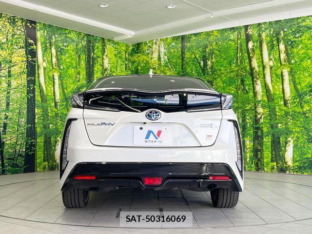 Toyota PRIUS PHV 2019-09 8831211-14