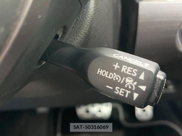 Toyota PRIUS PHV 2019-09 8831211-5