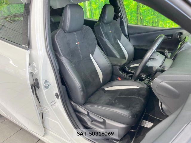 Toyota PRIUS PHV 2019-09 8831211-7