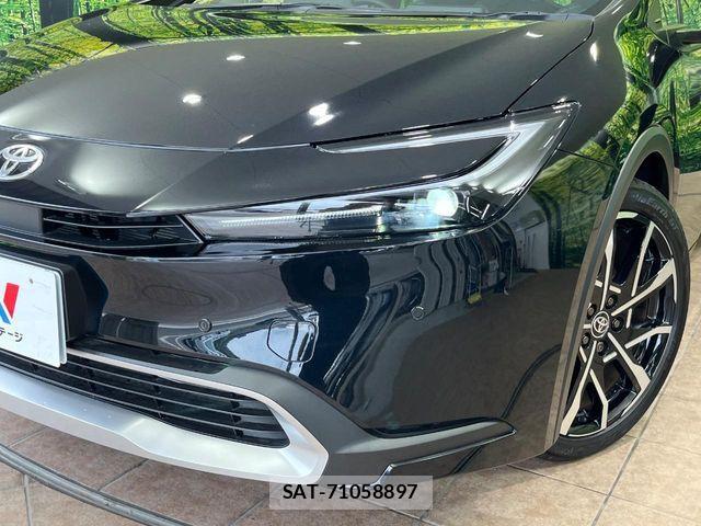 Toyota PRIUS PHV 2024-12 8831207-12