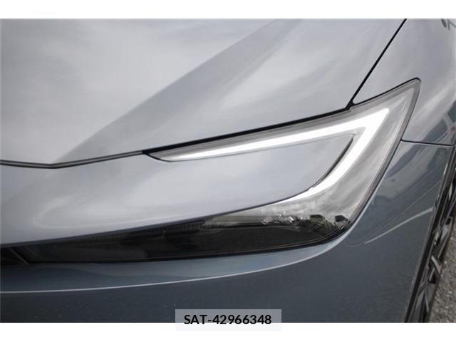 Toyota PRIUS PHV 2025-10 8831206-11