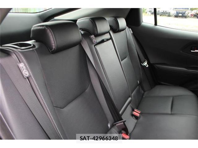 Toyota PRIUS PHV 2025-10 8831206-14