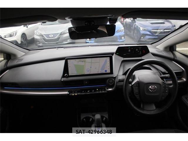 Toyota PRIUS PHV 2025-10 8831206-16