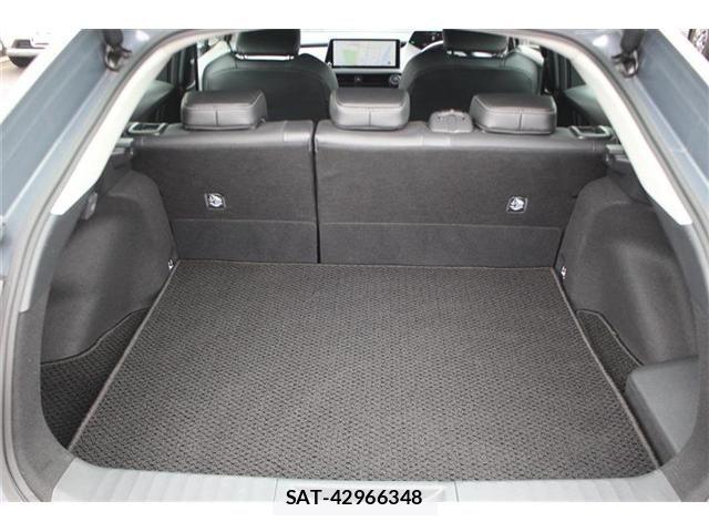 Toyota PRIUS PHV 2025-10 8831206-17