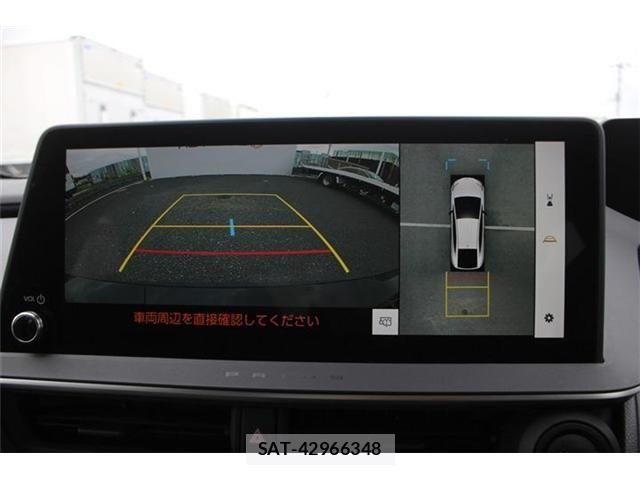 Toyota PRIUS PHV 2025-10 8831206-1