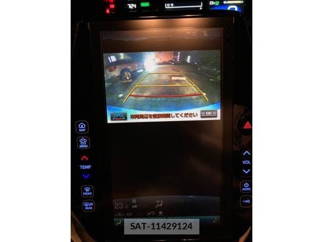 Toyota PRIUS PHV 2018-04 8850428-22