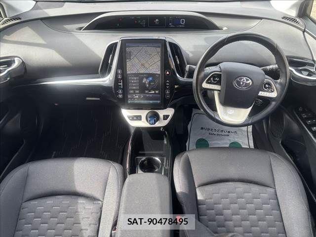 Toyota PRIUS PHV 2017-12 8850429-2