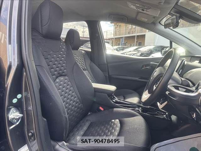 Toyota PRIUS PHV 2017-12 8850429-7