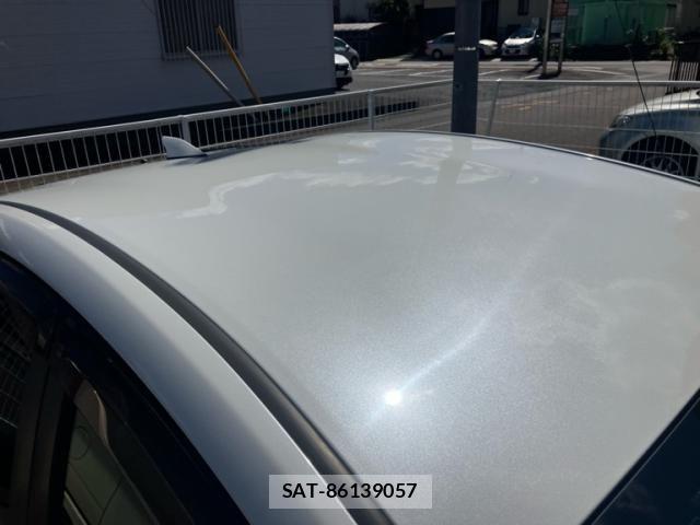 Toyota PRIUS PHV 2014-01 8850430-5